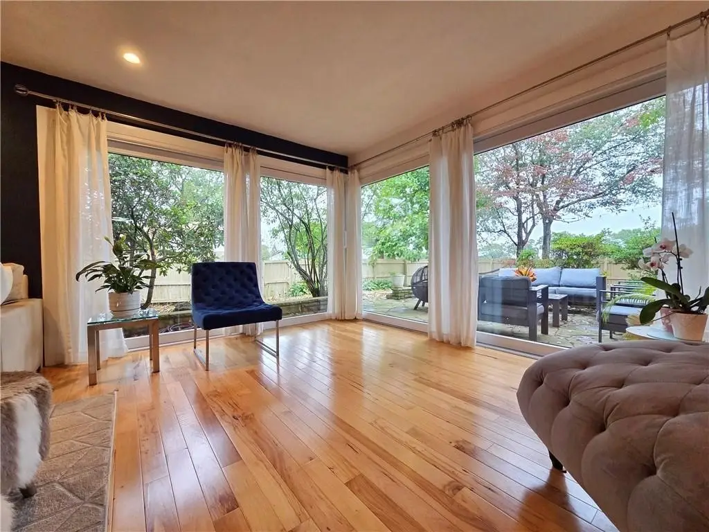 141 Glen Ridge Road, Cranston, RI 02920 - #1