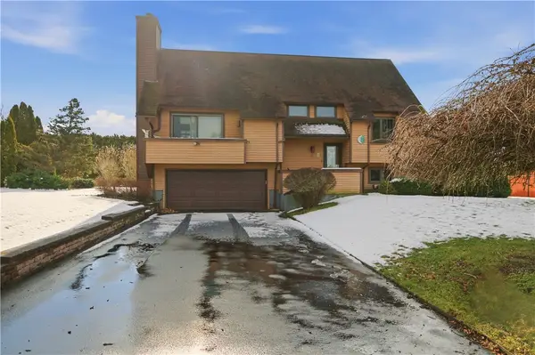 23 Indian Hill Circle, Middletown, RI 02842