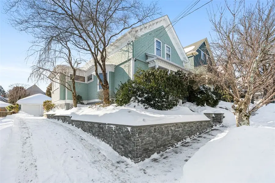 269 Doyle Avenue, Providence, RI 02906 - Image #2