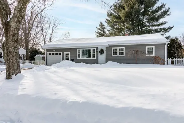 65 Pequot Trail, East Greenwich, RI 02818