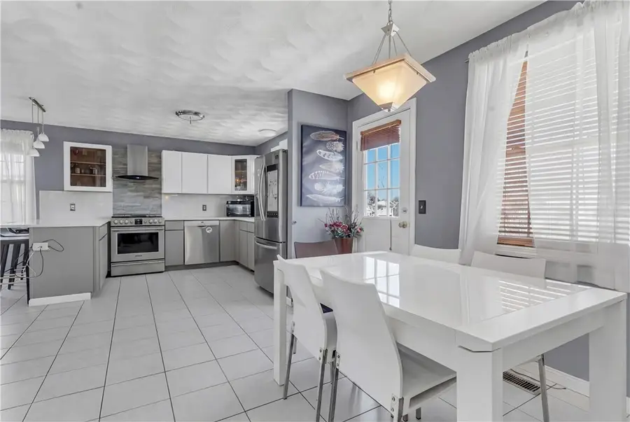 414 Rhode Island Avenue, Woonsocket, RI 02895 - Image #2