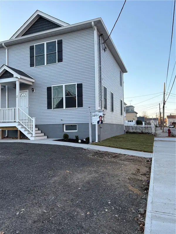 184 Avenue C #E1, Woonsocket, RI 02895