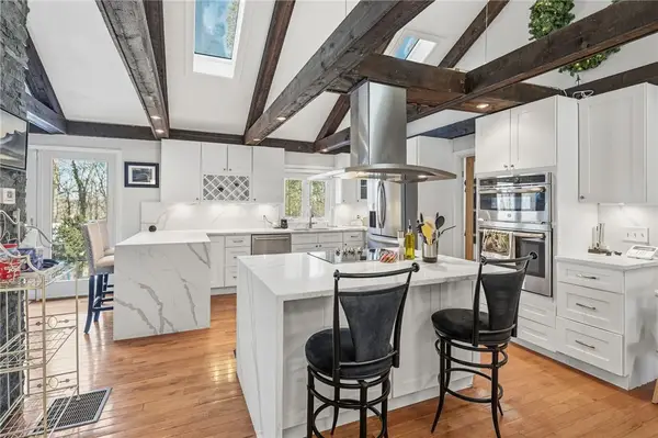 10 Blue Mist Drive, Lincoln, RI 02838