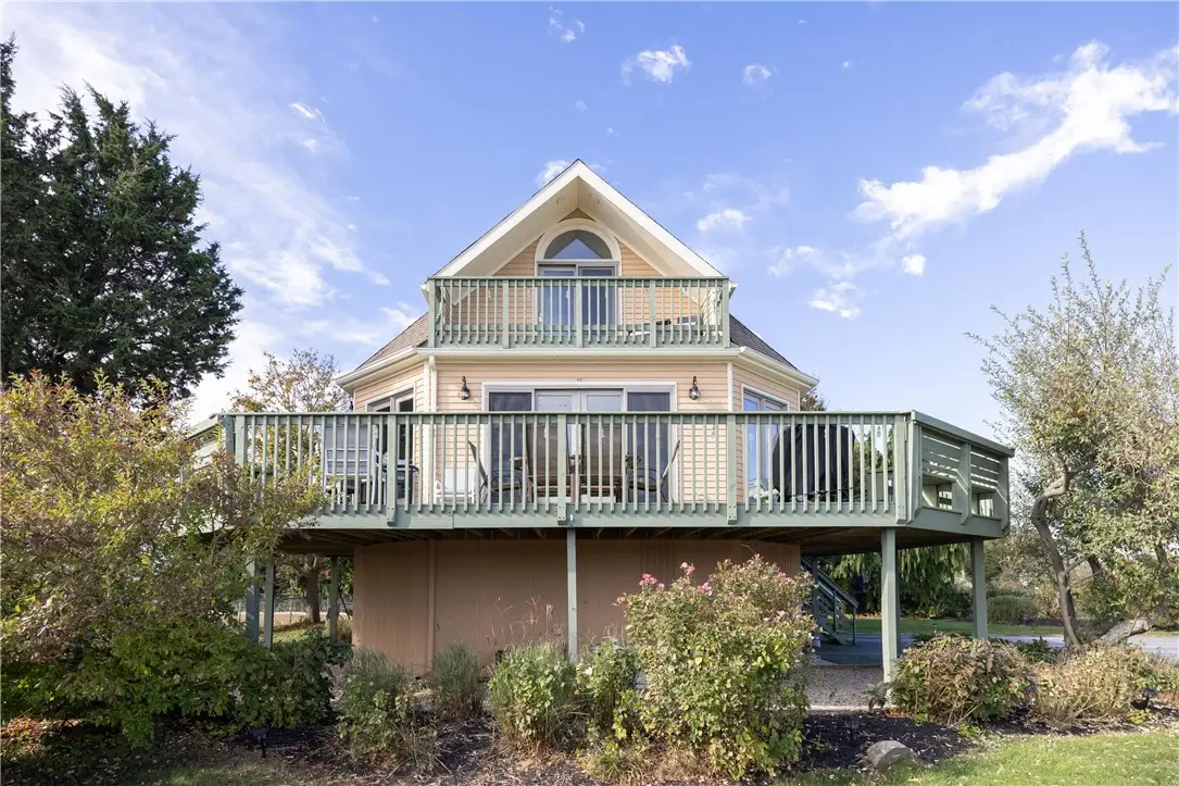 7 Elgin Street, Warwick, RI 02889 - #1