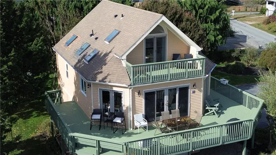 7 Elgin Street, Warwick, RI 02889 - #3