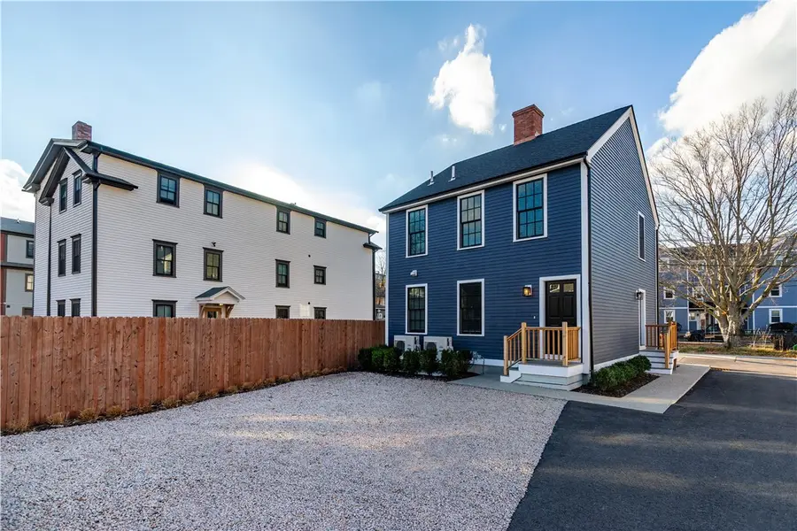 32 Exchange Street #1B, East Greenwich, RI 02818 - Image #3