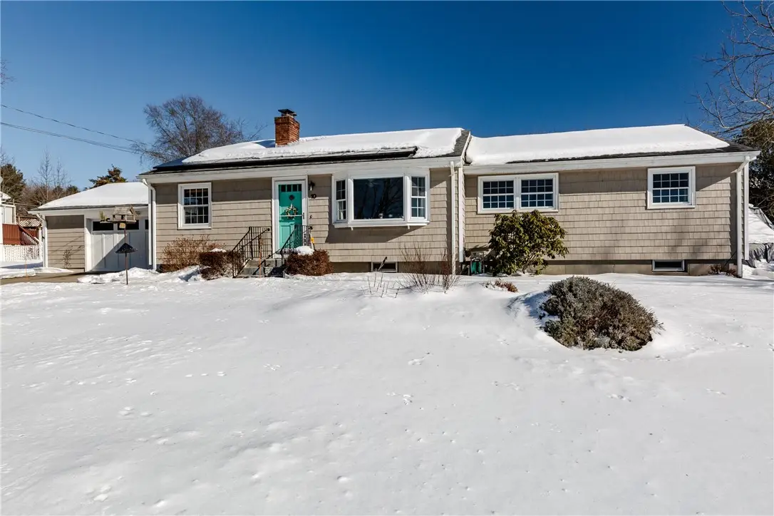 10 Smithfield Drive, Middletown, RI 02842 - #1