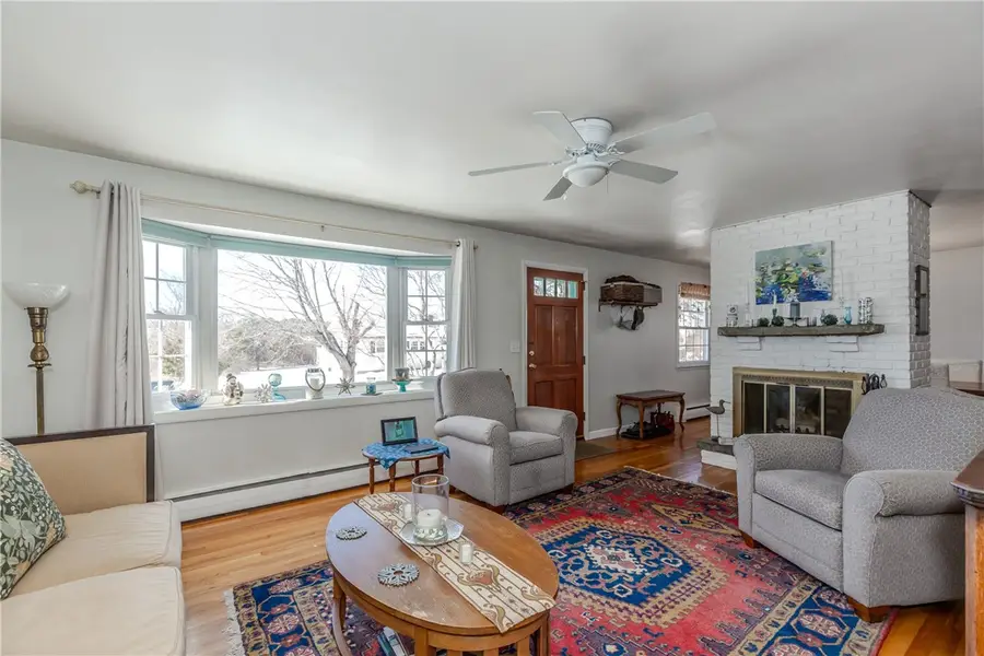 10 Smithfield Drive, Middletown, RI 02842 - #2