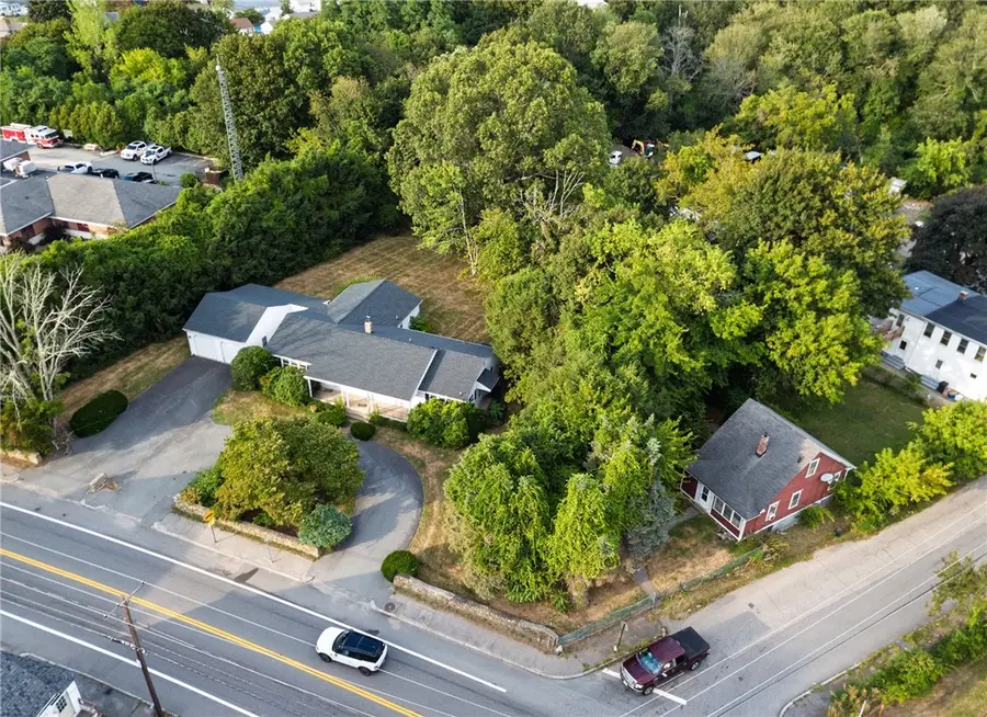 317 Morgan Avenue, Johnston, RI 02919 - #2