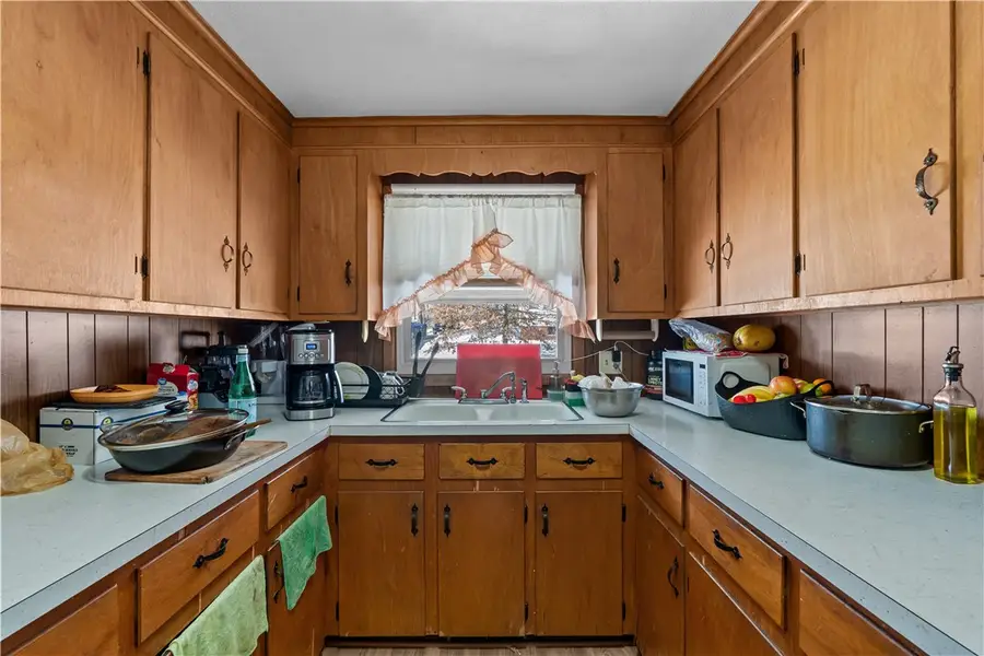 87 Pinehurst Avenue, Providence, RI 02908 - #3