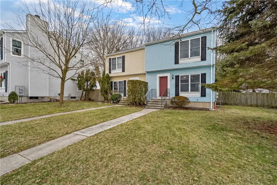 2 Riverwoods Court, Rumford, RI 02916 - #2