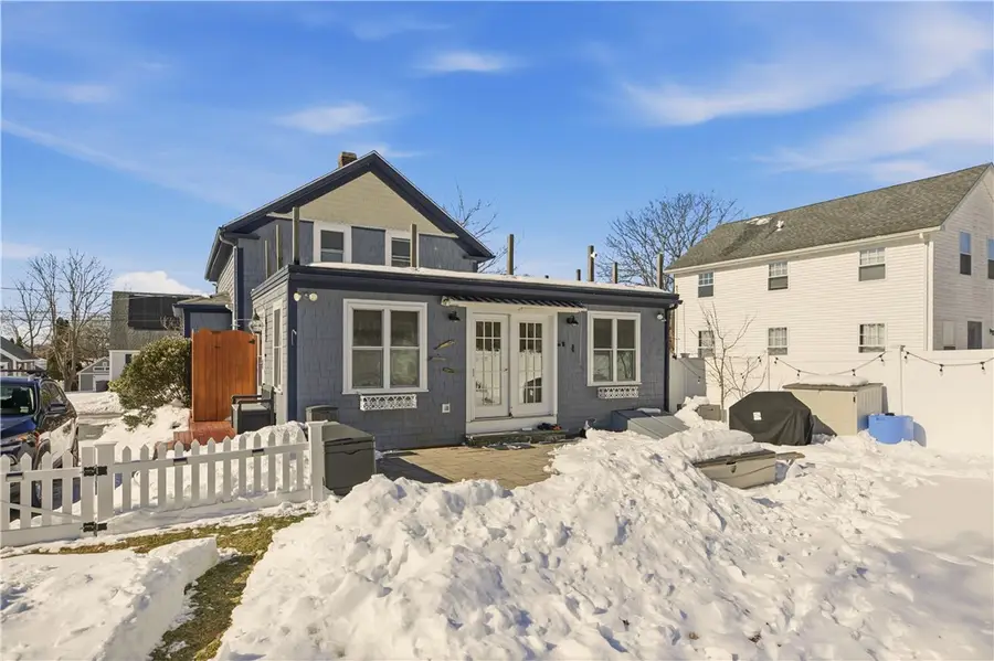 181 Center Avenue, Middletown, RI 02842 - #3