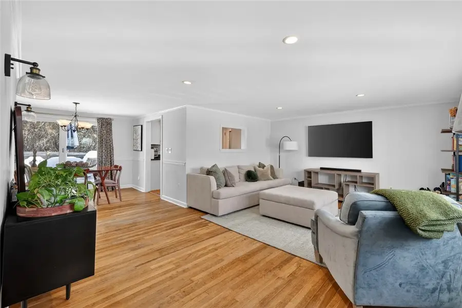 92 Locust Street, Portsmouth, RI 02871 - #3