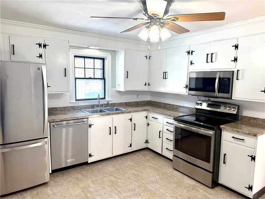 167 Forest Avenue, Cranston, RI 02910 - Image #3