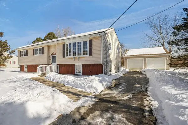 11 Barton Lane, Middletown, RI 02842