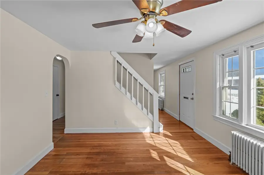 65 Almy Street, Warwick, RI 02886 - #3