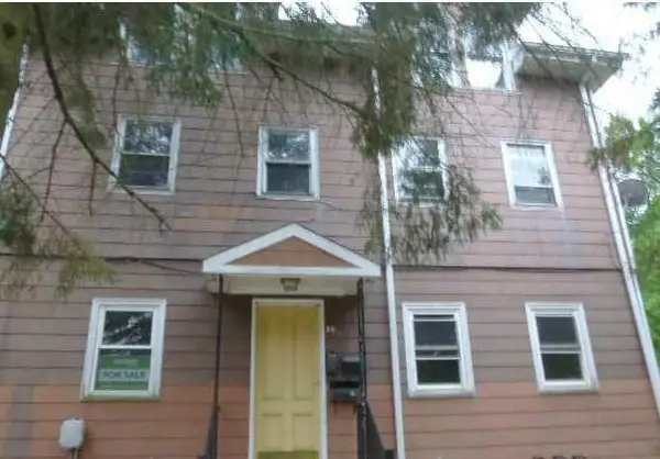 84 Saint Paul Street, North Smithfield, RI 02896