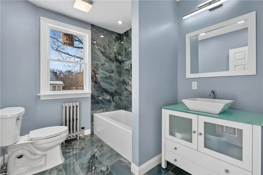 211 Pinnery Avenue, Warwick, RI 02886 - #3