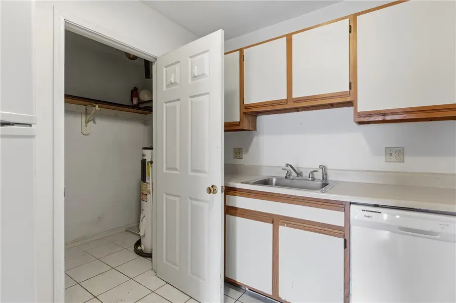 200 Manville Hill Unit 41 Bldg B Road #41, Cumberland, RI 02864 - #3