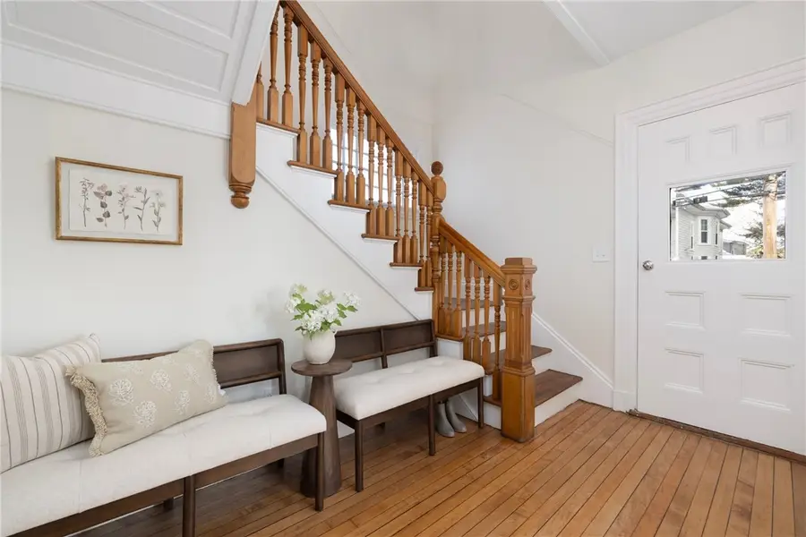 61 Gibbs Avenue, Newport, RI 02840 - Image #2