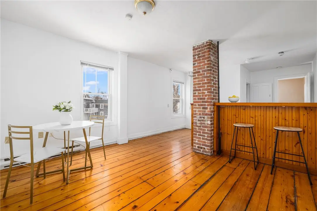 14 Brinley Street #3, Newport, RI 02840 - Image #1