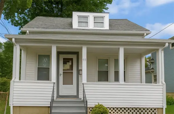 33 Princess Avenue, Cranston, RI 02920