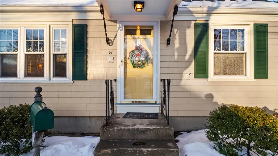 57 Delway Road, Cranston, RI 02910 - #3