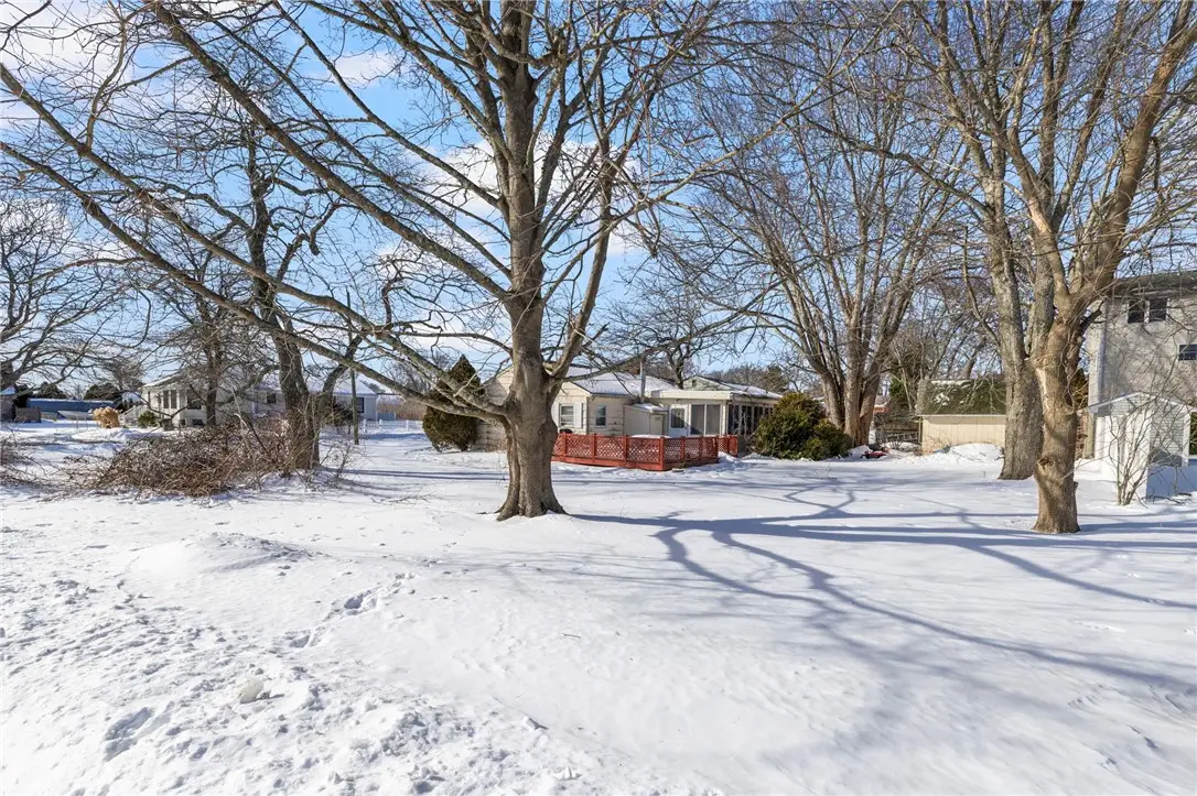 8 Anchorage Road, Narragansett, RI 02882 - #1