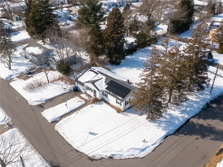 31 Archdale Drive, Warwick, RI 02889 - #3