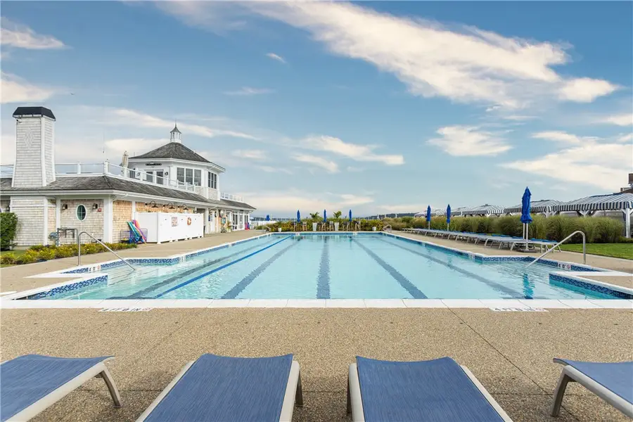 44 Wimbledon Circle, Portsmouth, RI 02871 - #3