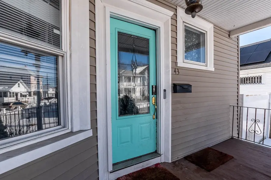 43 Warwick Road, Pawtucket, RI 02861 - #2