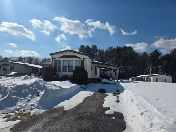 28 Lane E Lane, Coventry, RI 02816