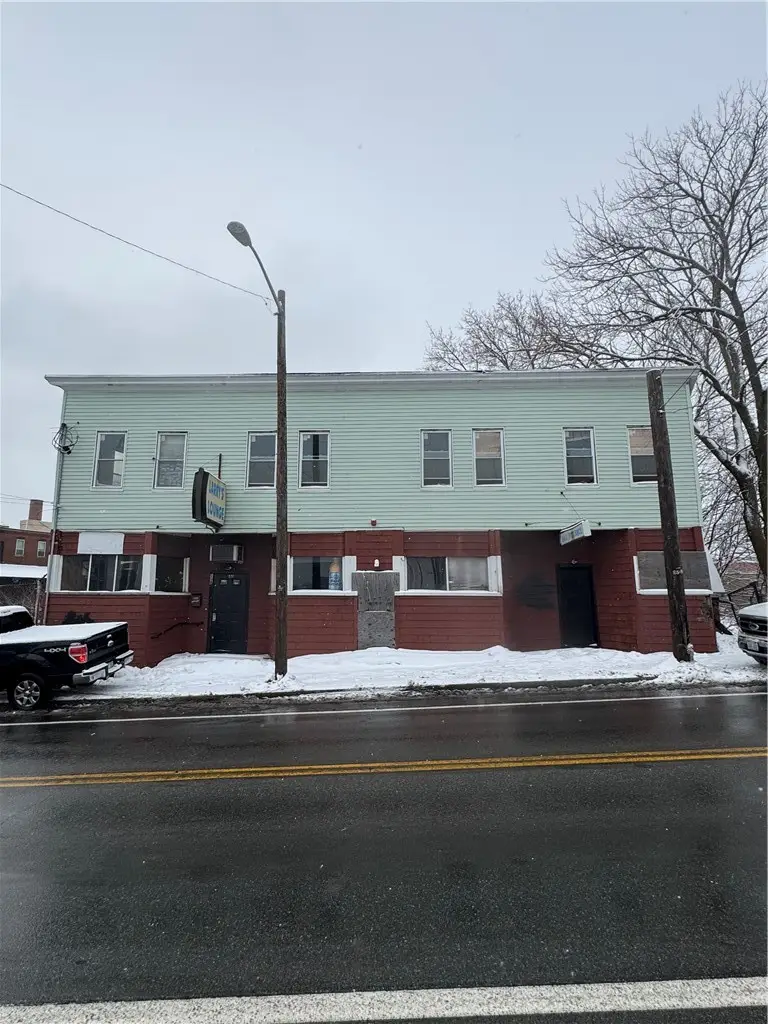 140 Dexter Street, Pawtucket, RI 02860 - #1