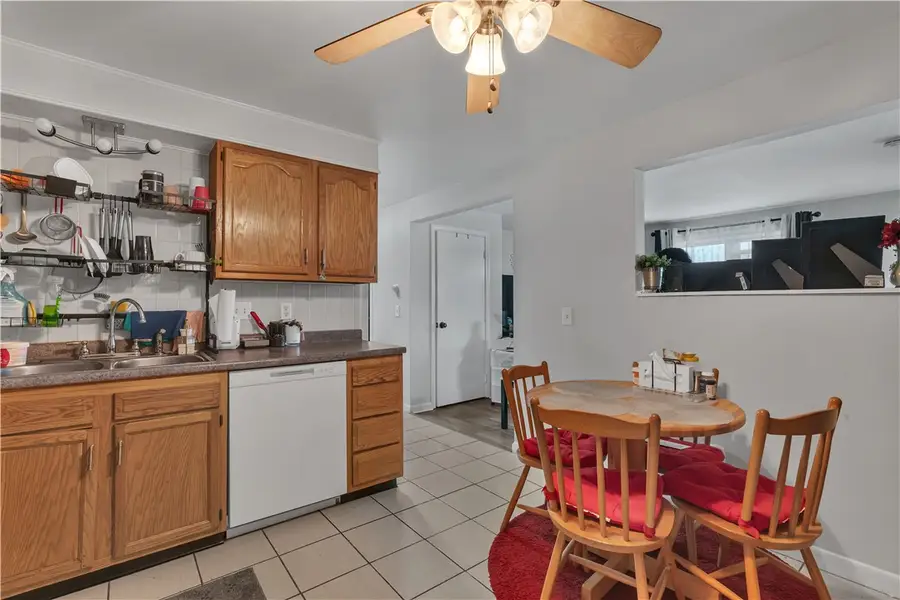 5 Garibaldi Street #33, North Providence, RI 02911 - #3