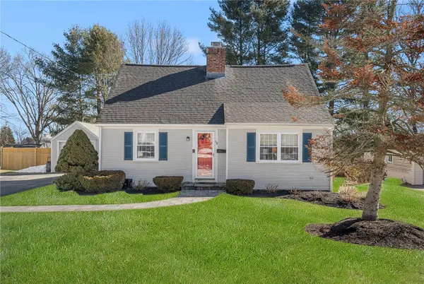 58 Meredith Drive, Cranston, RI 02920