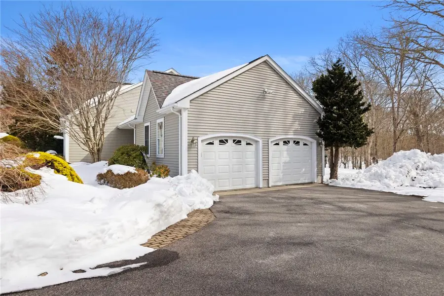 30 Foxridge Circle, South Kingstown, RI 02879 - #2