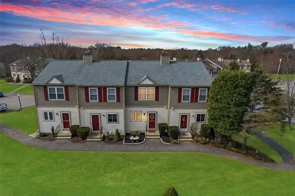 44 Fairway Drive, Coventry, RI 02816