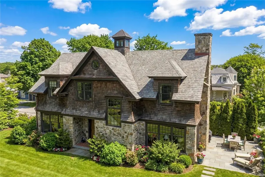 29 Prairie Avenue #9, Newport, RI 02840 - #2