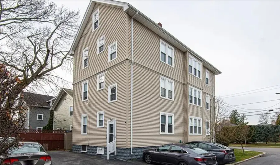 219 Cole Avenue, Providence, RI 02906 - #2