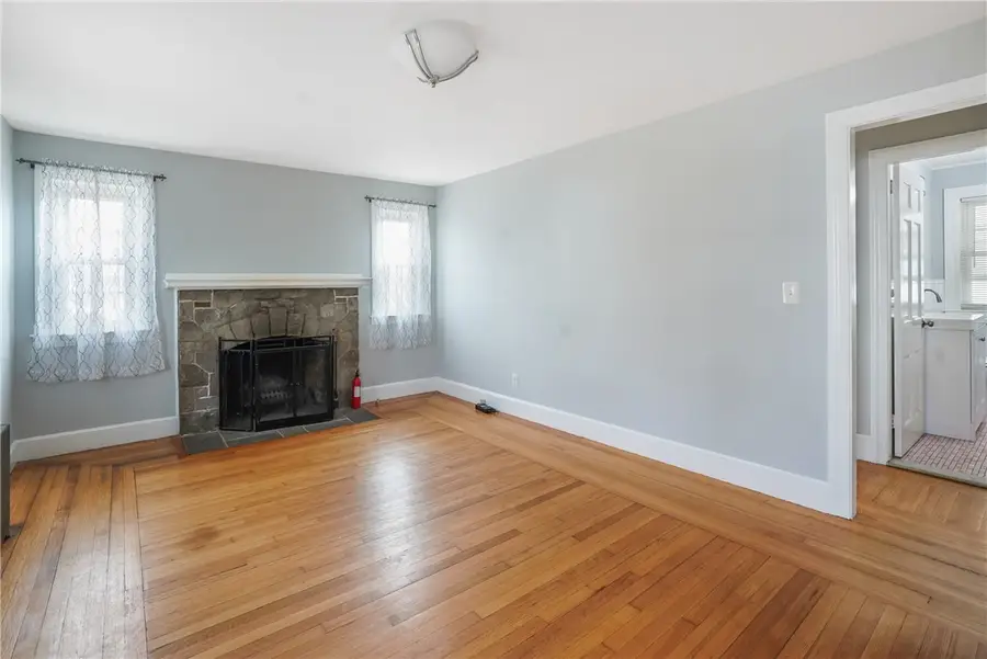 18 Sevilla Avenue, Warwick, RI 02889 - #3