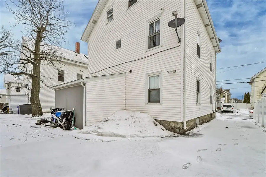 35 Laurel Street, Pawtucket, RI 02860 - #3