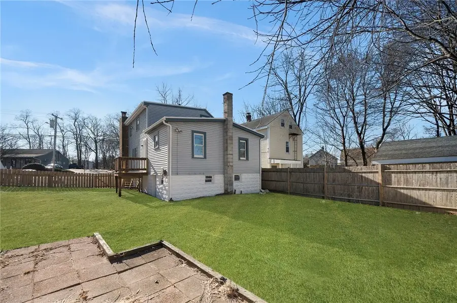 76 Main Street, Blackstone, MA 01504 - #2