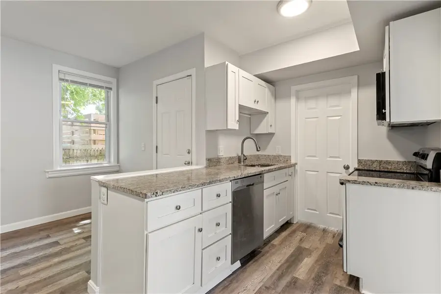 65 Veazie Street, Providence, RI 02908 - #2