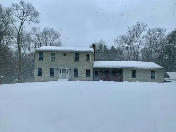37 Anan Wade Road, Glocester, RI 02857