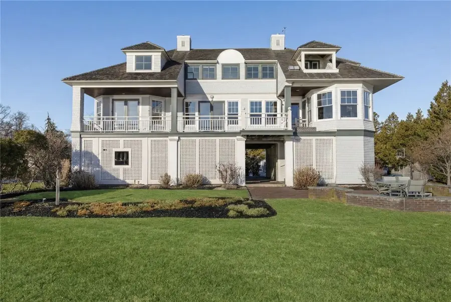 9 Hope Street, Bristol, RI 02809 - #2