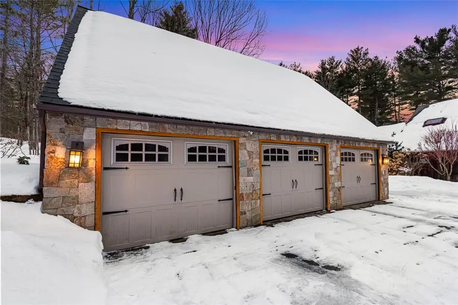 7 Trout Brook Lane, North Smithfield, RI 02896 - #2