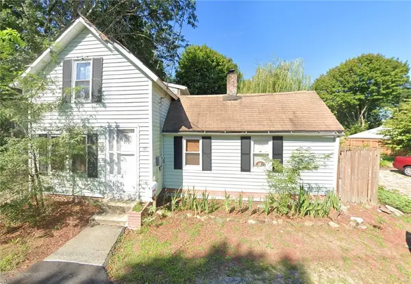 123 Providence Avenue, Riverside, RI 02915