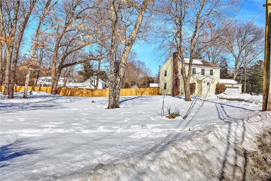 1 Massasoit Avenue, Barrington, RI 02806 - #2