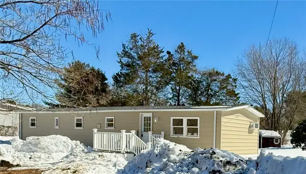 18 Airport Road, Coventry, RI 02816