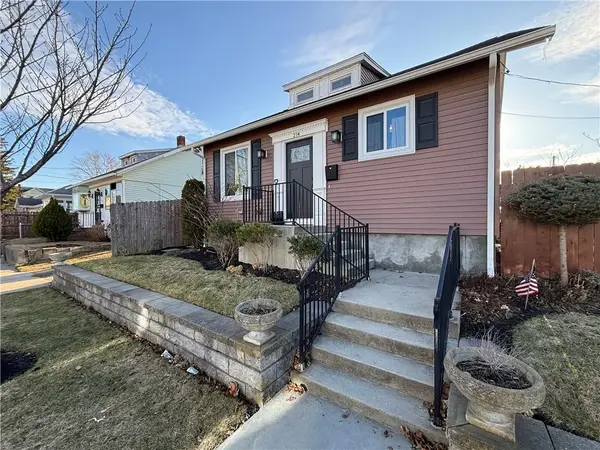 214 Grand Avenue, Pawtucket, RI 02861